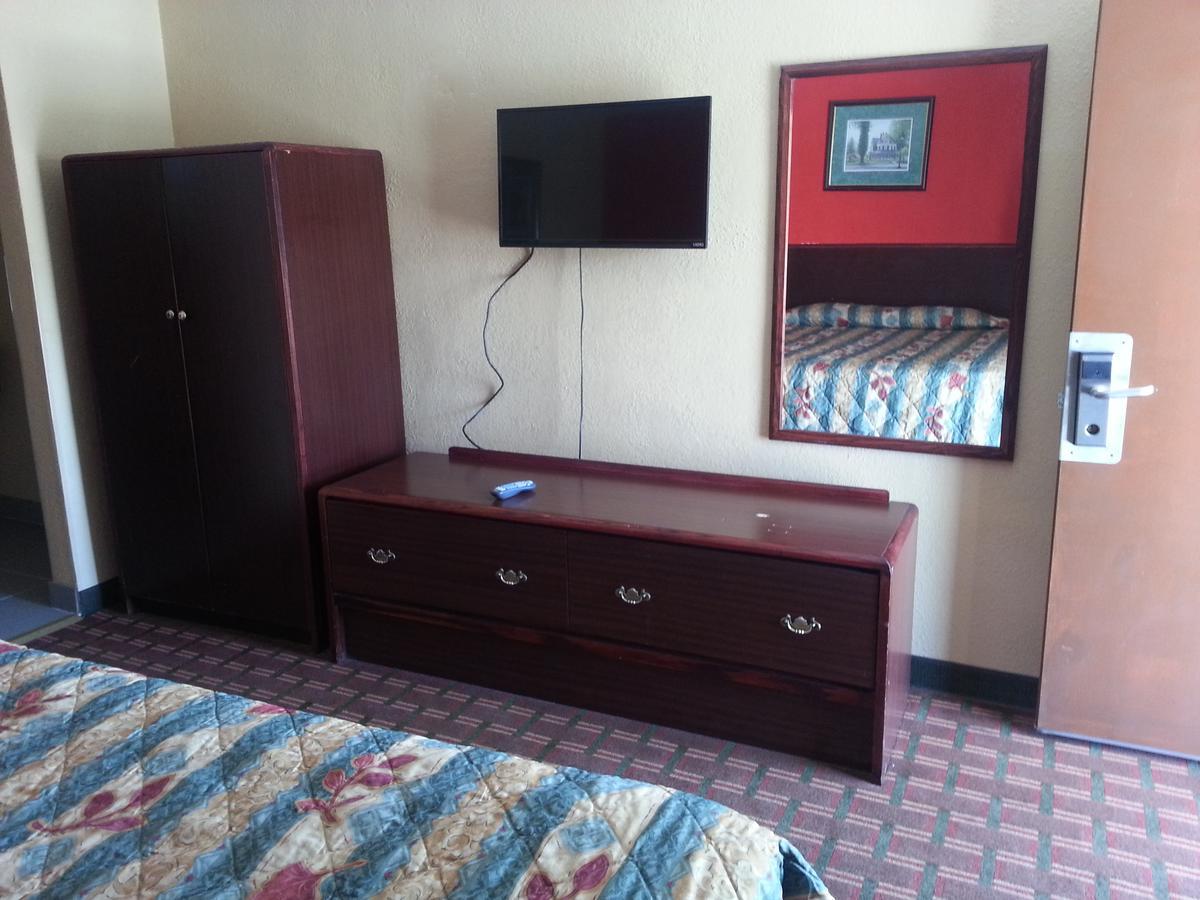 Mount Laurel Motel Гейзлтон Екстер'єр фото